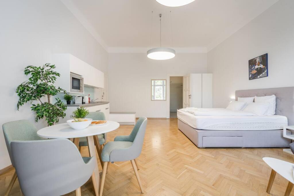 Klauzal Garden City Apartments Budapest Ngoại thất bức ảnh