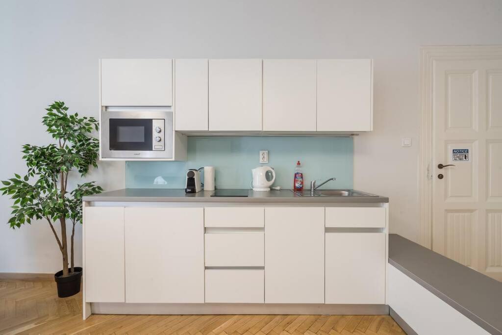 Klauzal Garden City Apartments Budapest Ngoại thất bức ảnh