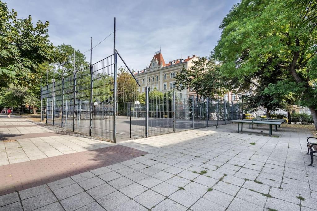 Klauzal Garden City Apartments Budapest Ngoại thất bức ảnh