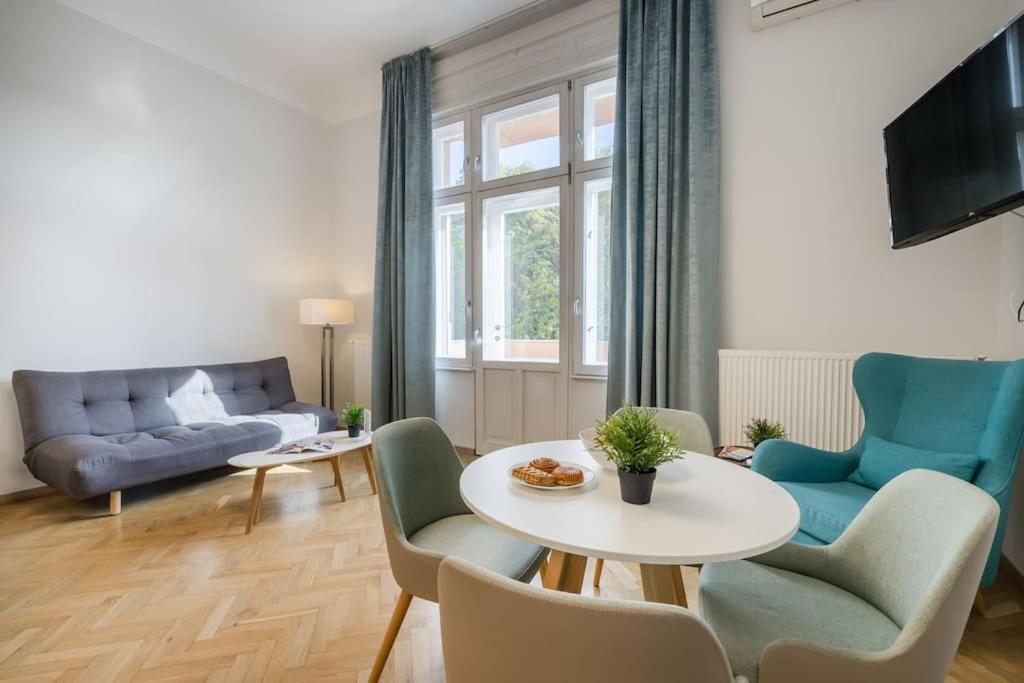 Klauzal Garden City Apartments Budapest Ngoại thất bức ảnh